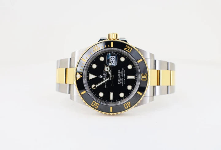 Rolex Submariner Date 18K Yellow GoldSteel Black Dial 116613